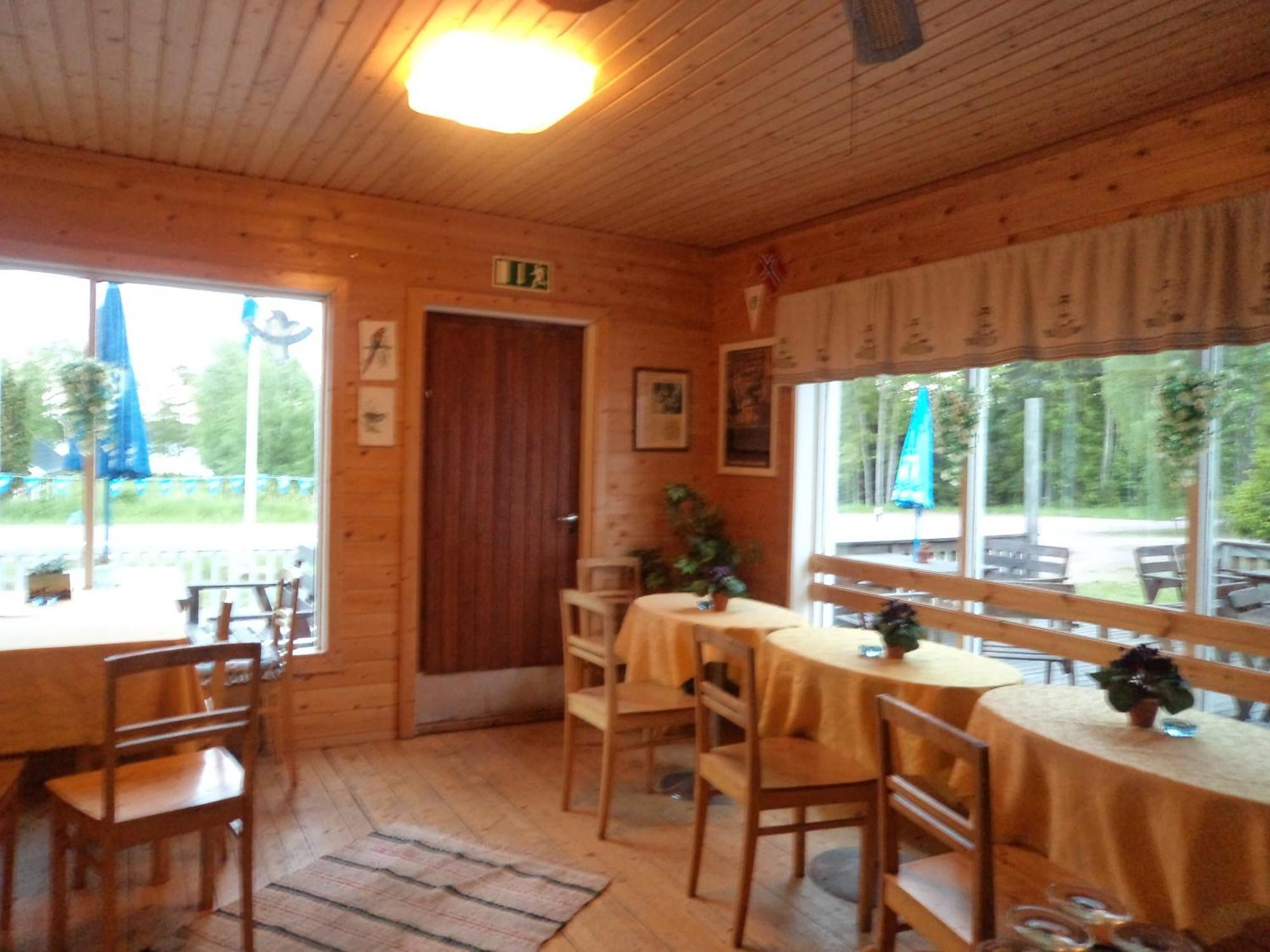 Soederhagen Camping Och Gaesthem إكيرو المظهر الخارجي الصورة